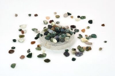 Moss Agate Chips - Image 5