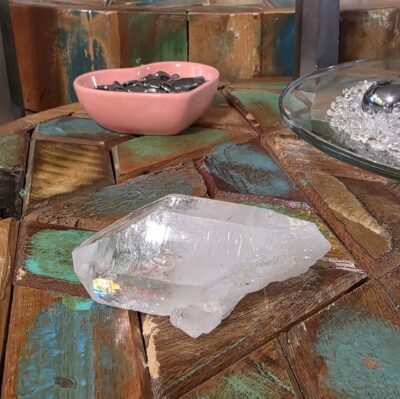 Raw Clear Quartz Specimens - Image 17