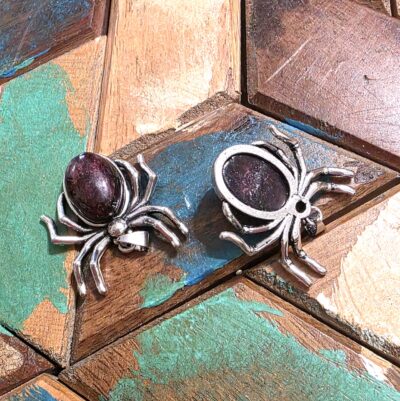 Garnet Spider Pendants - Image 4