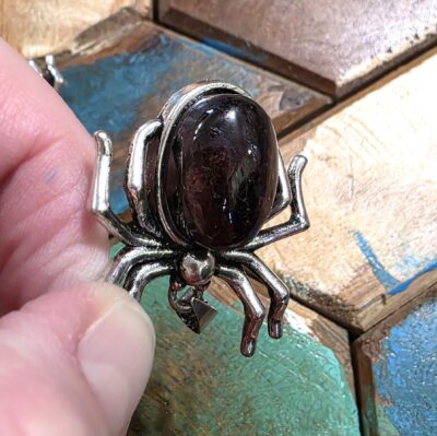 Garnet Spider Pendants - Image 5