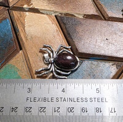 Garnet Spider Pendants - Image 7