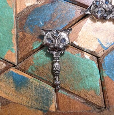 3-Eyed Cat Pendants with Labradorite - Image 5