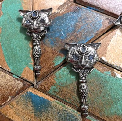 3-Eyed Cat Pendants with Labradorite - Image 6