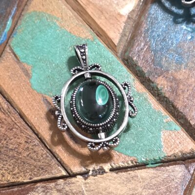 Spinning Oval Gemstone Pendants- 7 Varieties! - Image 11