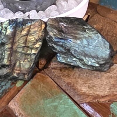 Raw Labradorite - Image 12