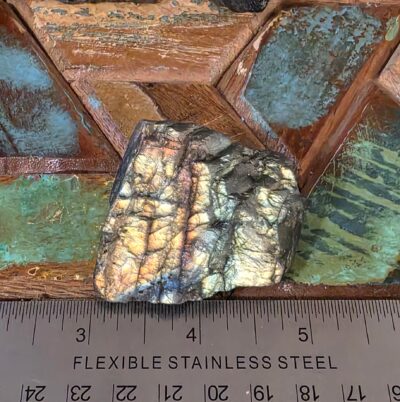 Raw Labradorite - Image 11