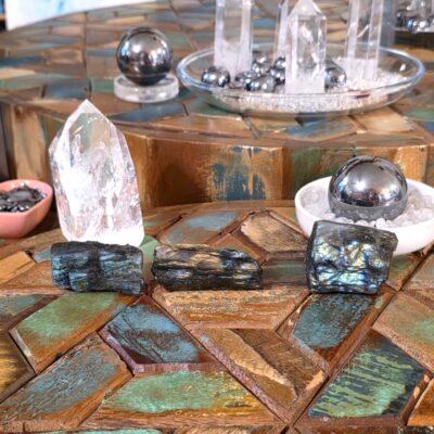 Raw Labradorite - Image 28