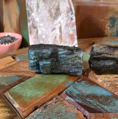 Raw Labradorite - Image 14