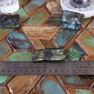 Raw Labradorite - Image 17
