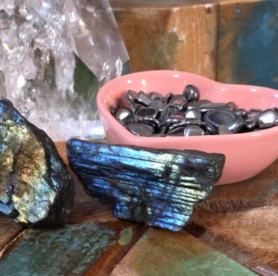Raw Labradorite - Image 25