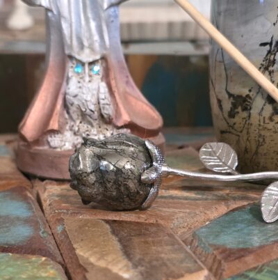Rose Carvings with Stem - Image 12