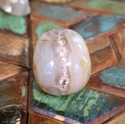 Flower Agate Skulls - Image 12