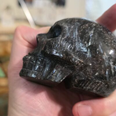 Anthophyllite Skull - Image 8